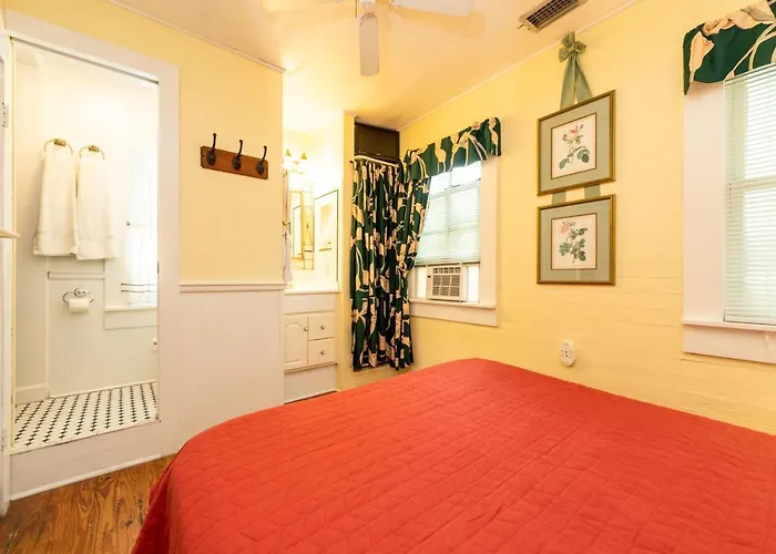 Knowles House B&B - Adult Only